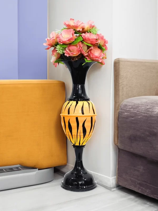 23 Inch Yellow Tiger Design Vase Lifestyle Image (1) Enhance Your Decor with Youngsera 23-Inch Handmade Tiger Design Flower Vase - Yellow - Image 1
